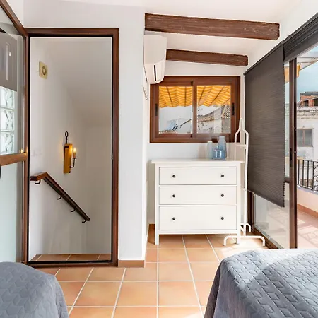 Cozy Townhouse In Old Town Apartment Estepona